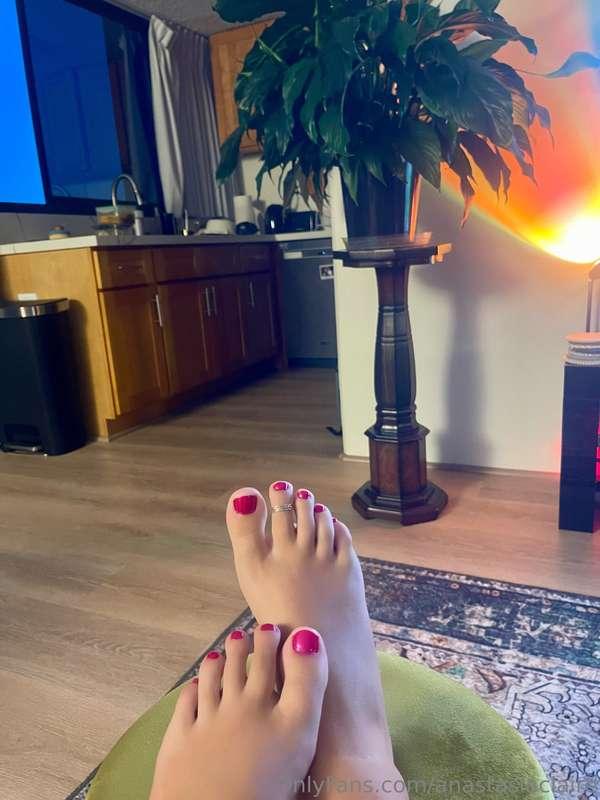 Do you like my pedi? 💅