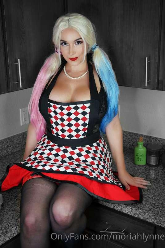 Hiya Puddin! Hope you’re hungry💋 

Eat up! Harley really kno..