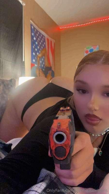 I'm busty bon bon