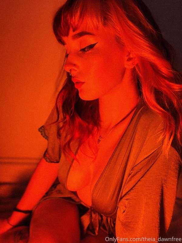 this photo set was a really fun one! full sets are over on @..