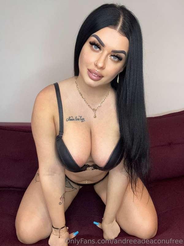 Ce te așteaptă pe contul VIP ? 🤭3 video cadou la abonare , p..