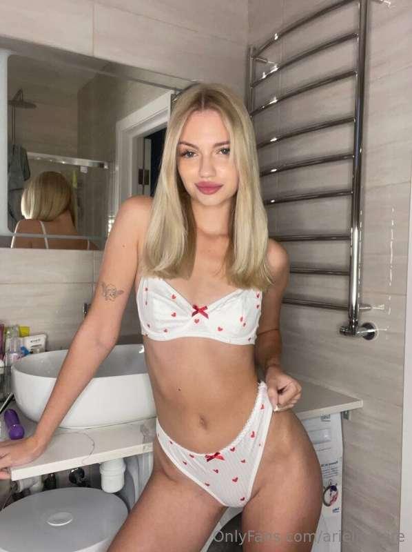 🔥Beautiful blonde @blaackawhiteee is waiting for you❤️ Take ..