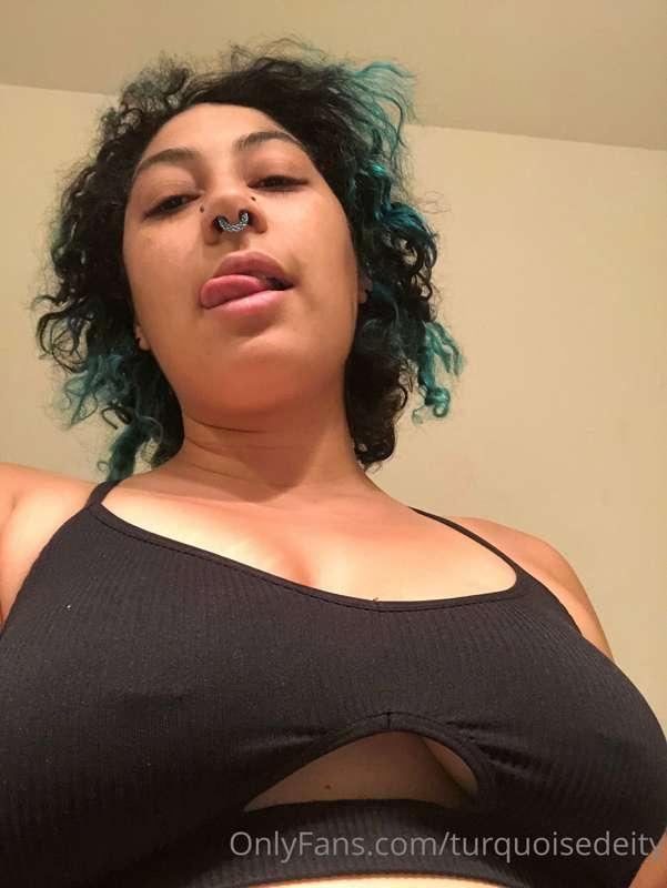 Sunday morning titties 😋💗