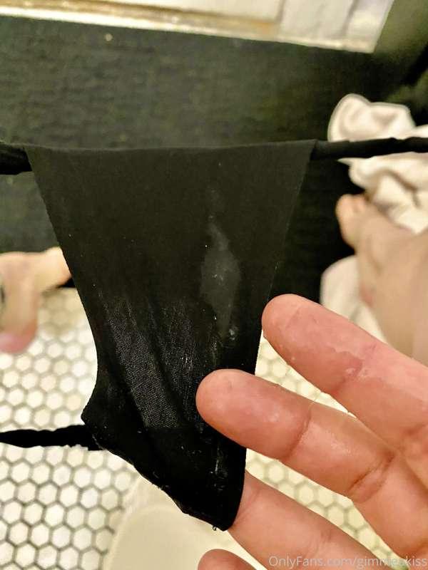I LOVE being filled up.
And cumming simultaneously.
🤤