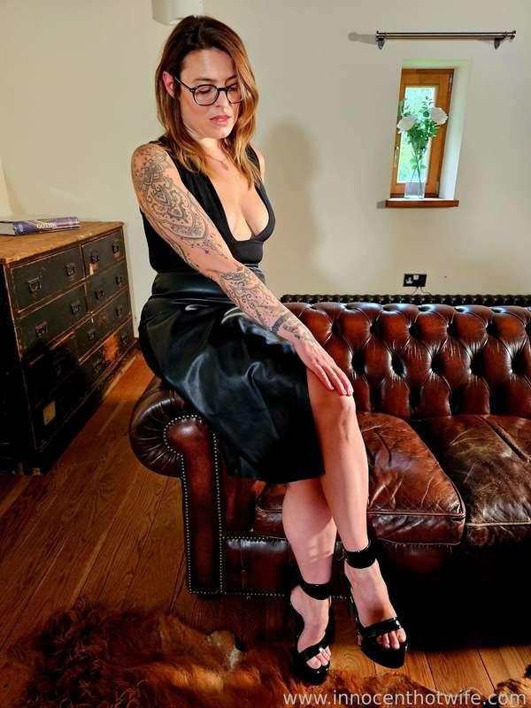 innocenthotwife image #1