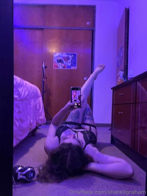 be passionate baby, I want you on top of me 😋