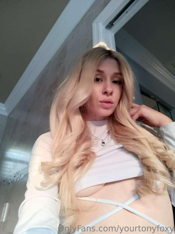 Feeling sexy and looking fine😉😍
