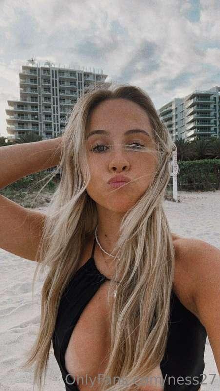 I want more beach days... 🙈