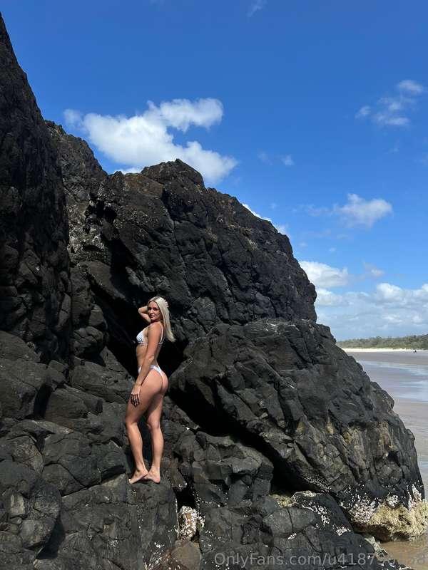 My brother’s best friend has been wanting to fuck me for so ..