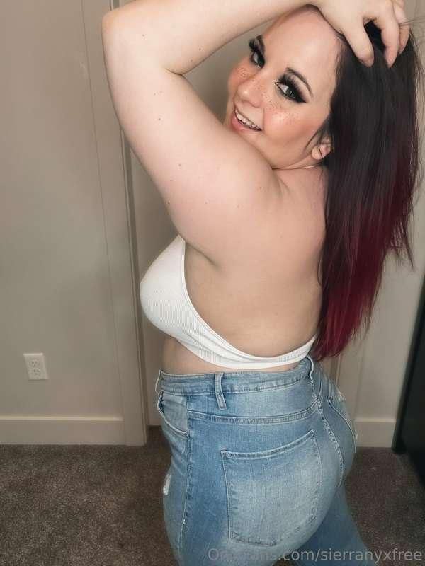 Does my butt look good in jeans?