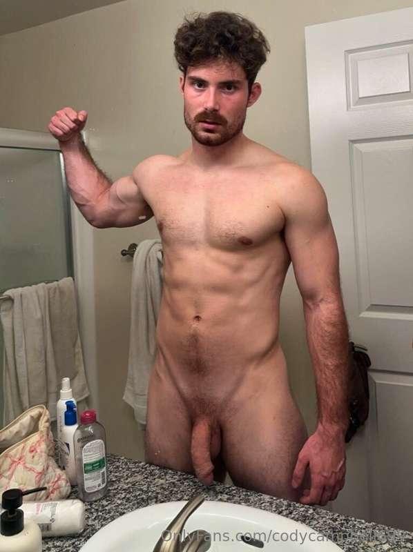 say “yes” if you wanna submit to daddy 🤑😈