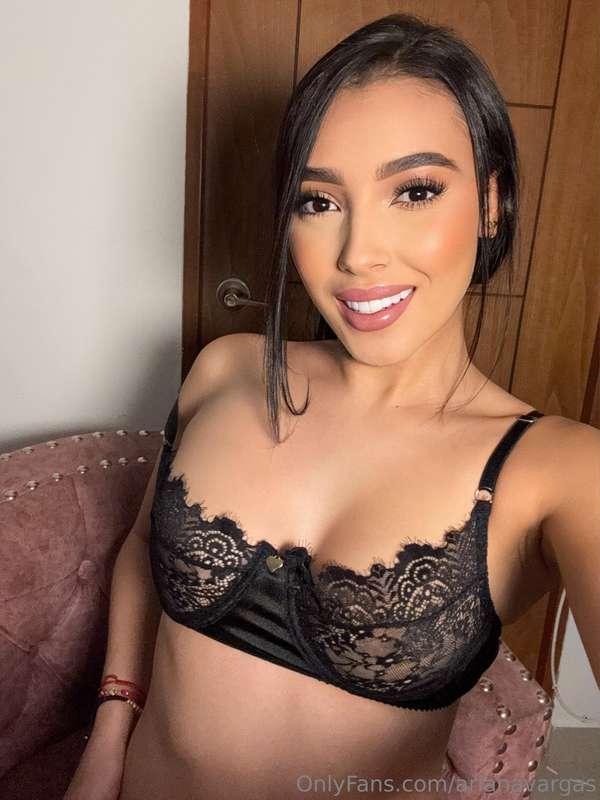 One pic away from your next favorite fantasy 😘📸