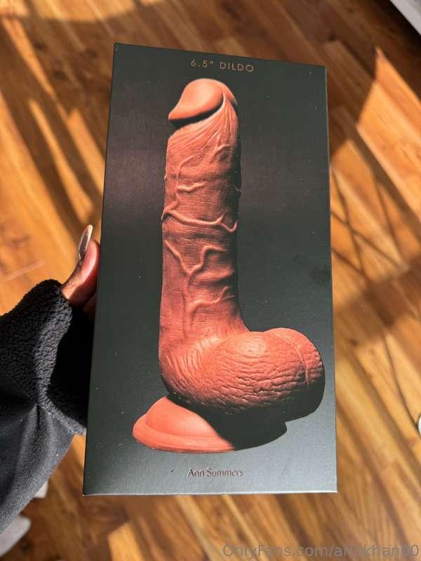 GUYS LOOK WHAT I GOT FOR MY BIRTHDAY!🎁 🍆gonna be filming ton..