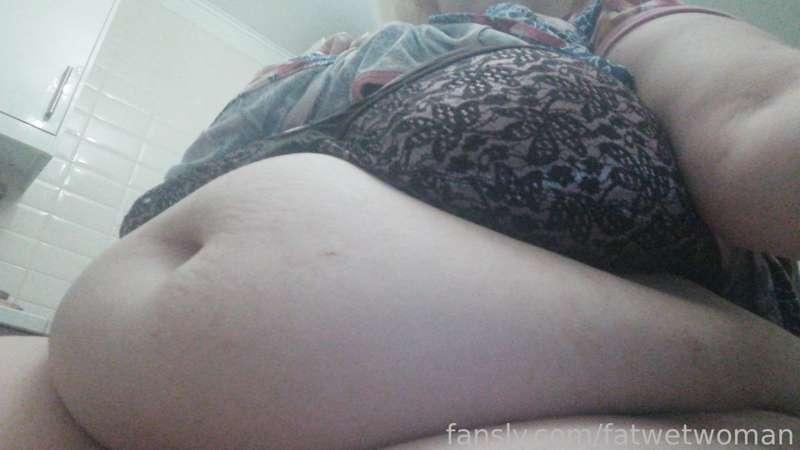 fatwetwoman image #2