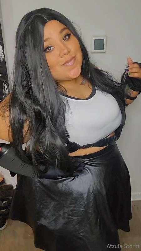 I didn't get to take any pics in my tifa cosplay besides thi..