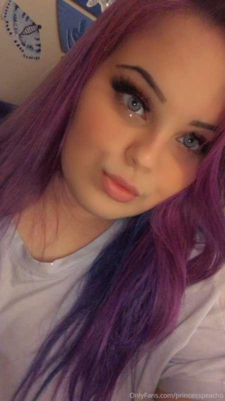 Good morning babes! 😘 Do you like my new hair? 😍