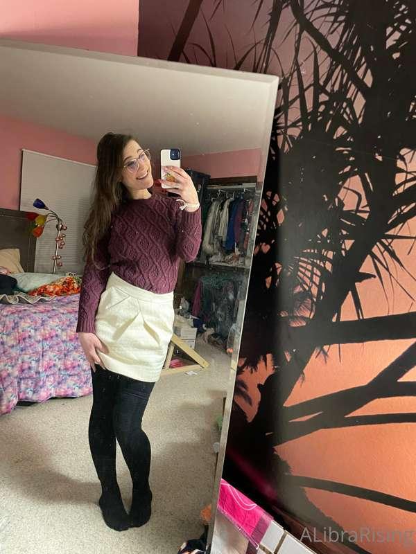 I actually dressed up today?? Is this real life?? 😹🤩
