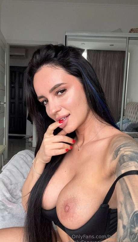🔥 STOP SCROLLING 🔥Meet @freya_torres! 💜 Subscription is abso..