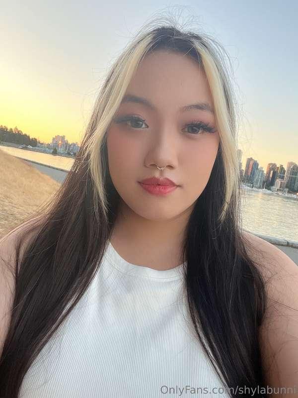 Hope you get to see the sunset with me today <3