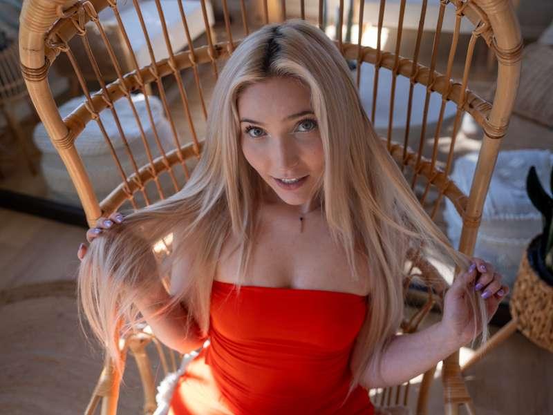 Lil orange mini dress🧡