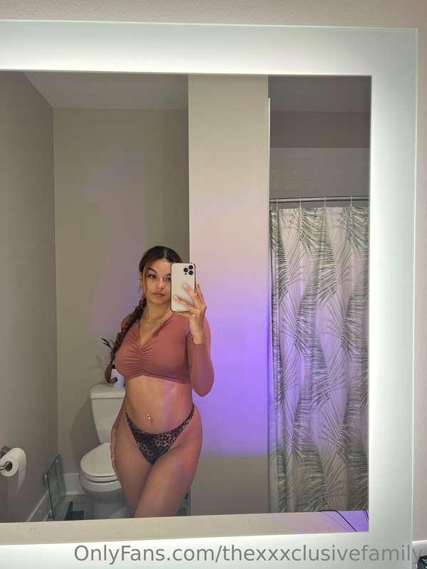 Happy Monday🥰