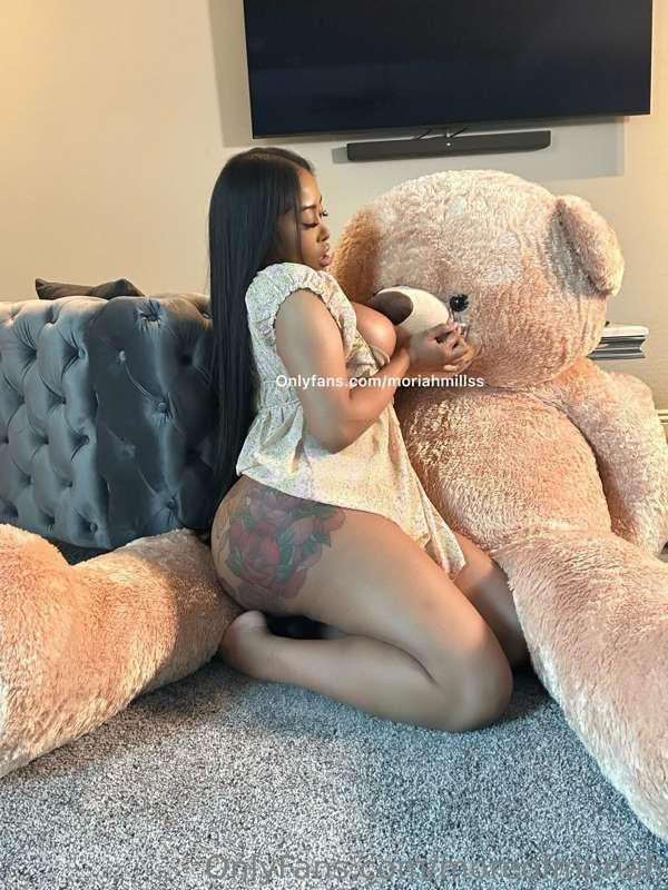 Are you in bed? I want to do this with you now🥰