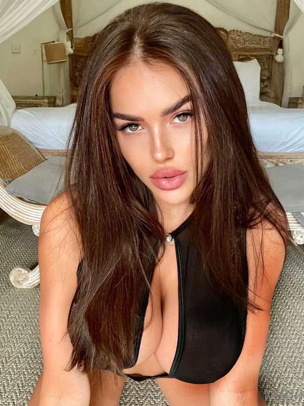 🔥🔥🔥🔥you are missing out if you skip my messages🔥🔥🔥🔥
I am dow..