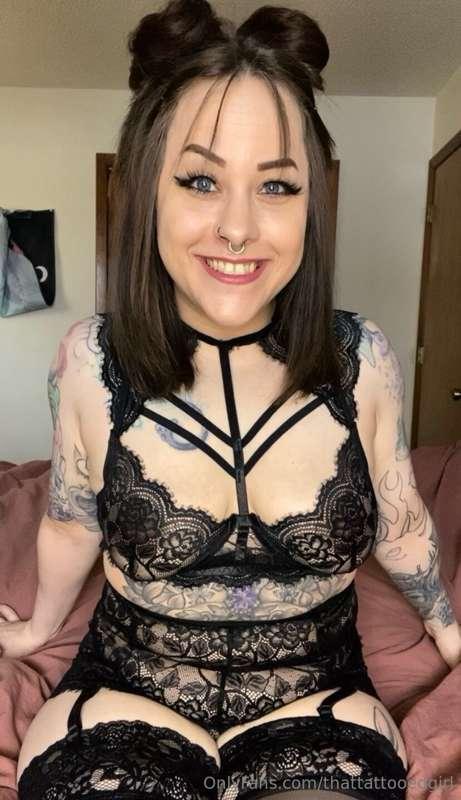 Running a Valentines Day promo on my paid page! Come join me..