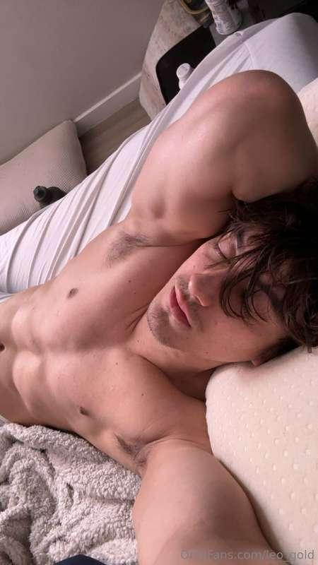 WWYD if you wake up next to me?