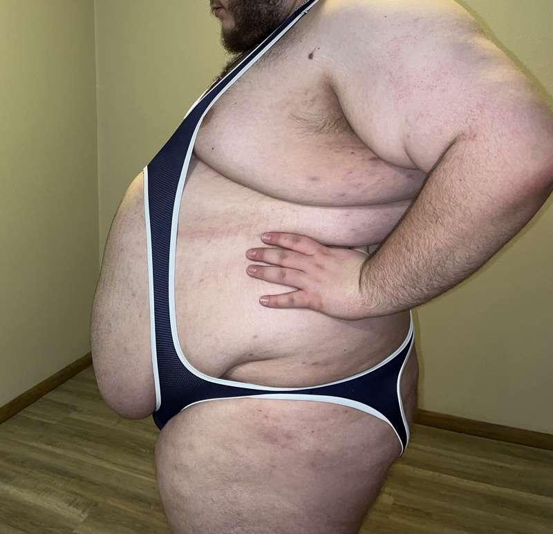 Hey coach? I think those extra bulking sessions made me outgrow my singlet😬