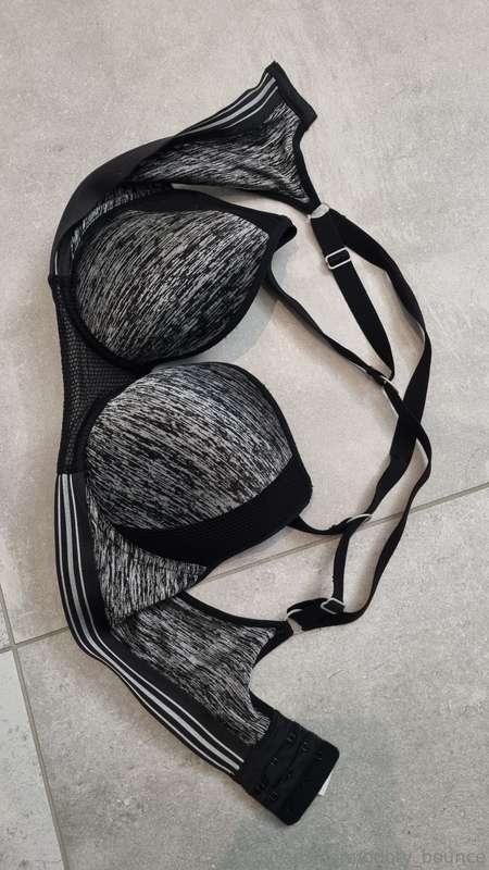 First thing when I get home from the gym... free my Boobies ..