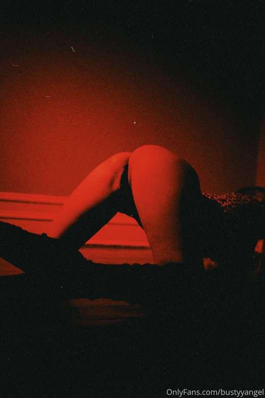 One of my favorites ❤️‍🔥 Cumming for you in your dm’s go che..