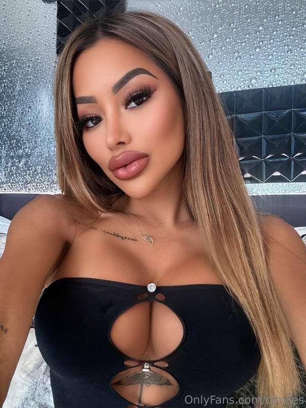 Do you feel teased or blessed rn? 😏