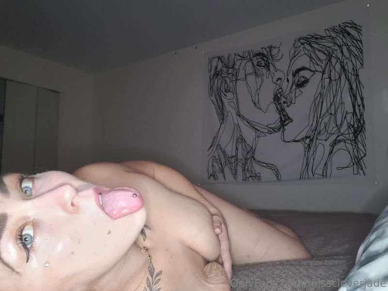 Shoot that load deep in my throat, I'm so hungry daddy 🤤