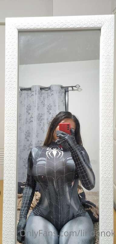Spider 🕷 Girl 🤪