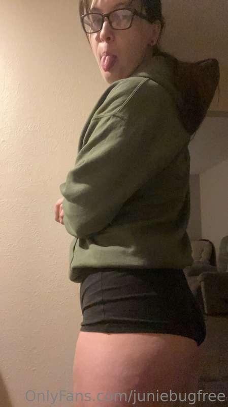 👅🫦