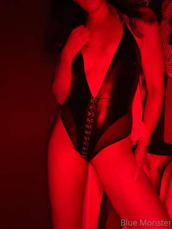 ❌💋❌🍒❌🌶❌

I got naughty in my closet. Who wants to see me dan..