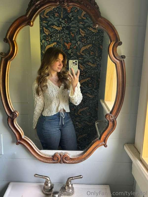 Can I be your good girl? Pretty please 🥺 