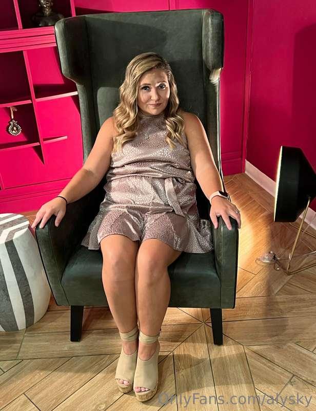 I have a hot date tonight, and I’m not wearing any panties!