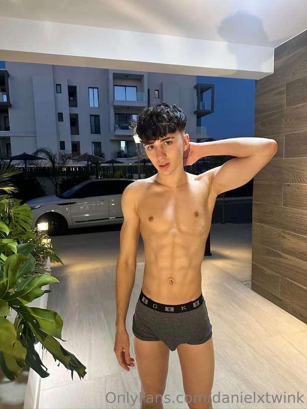 danielxtwink image #0