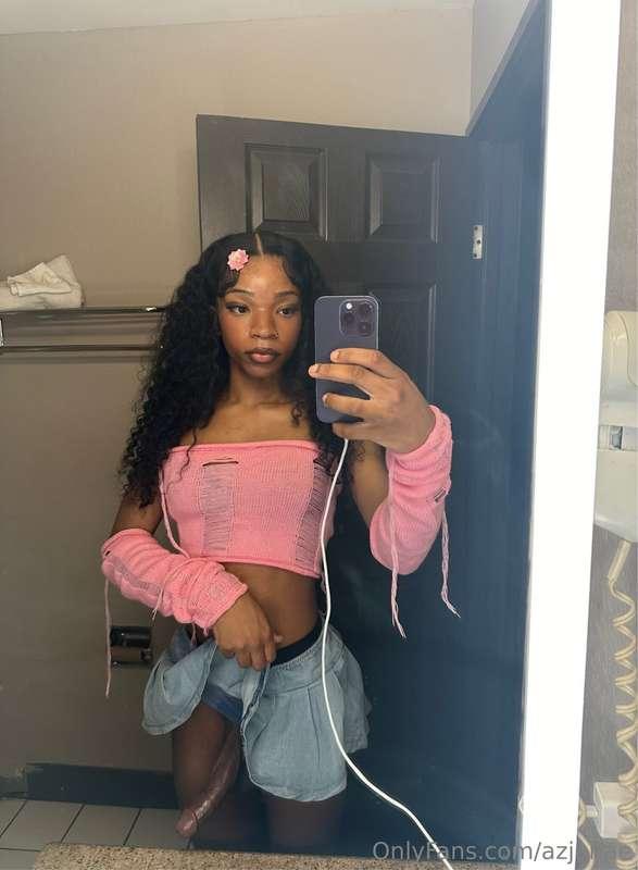 azjanae image #0