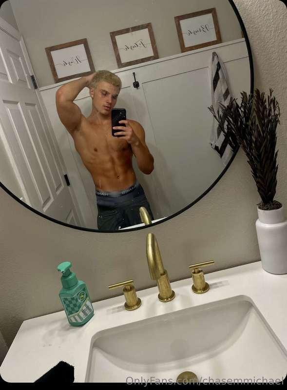 BLONDIE BOY🥵