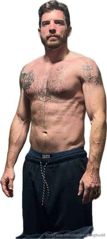 Bulked a bit. Time to cut 😎 