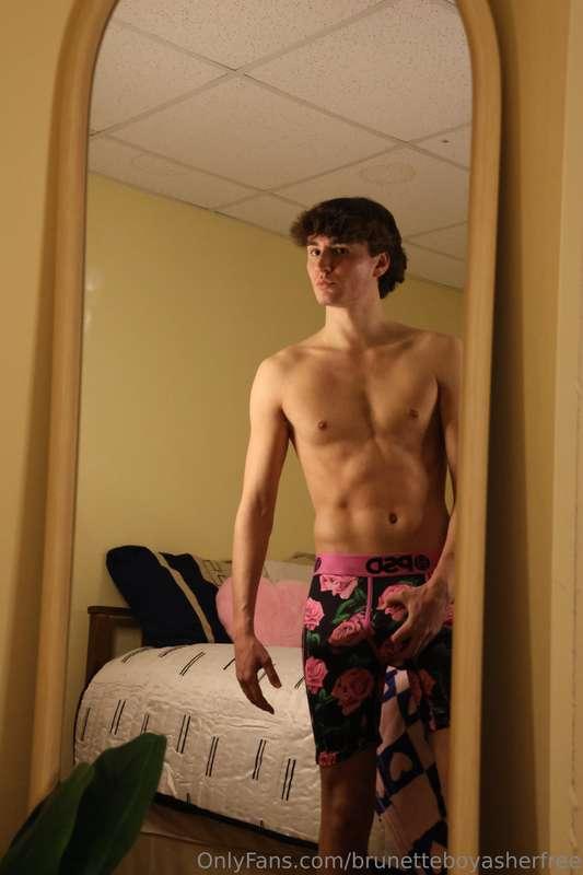 keep staring at me🤭