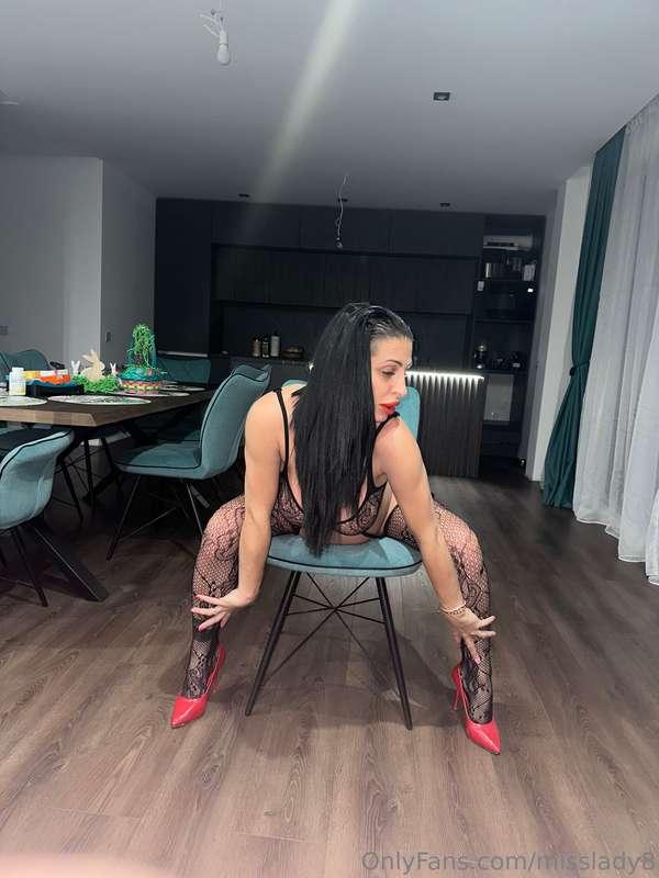 My latest photo shoot 😋😋😋 Do like my red heels 👠 Every one w..