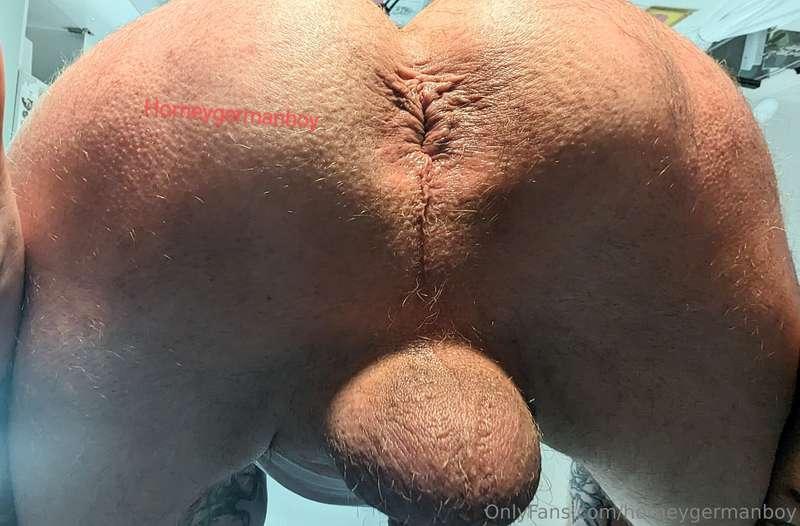 can I sit on your face like that? 🤤