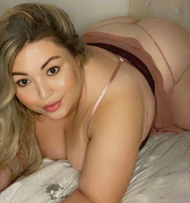 🍑 BLONDE BUSTY BIG ASS BBW 🍑 

FREE PAGE 😱
@avalilyfree

#ad