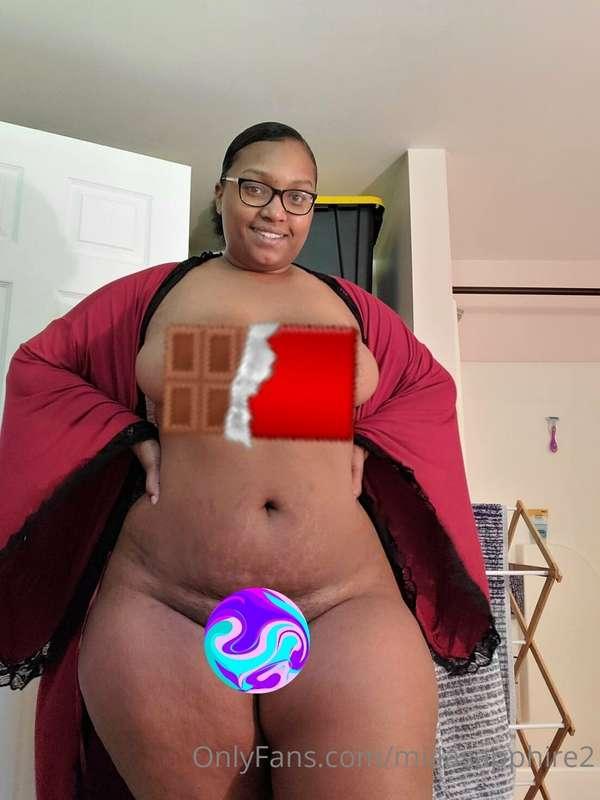 Full length videos and uncensored pics available 
On my paid..