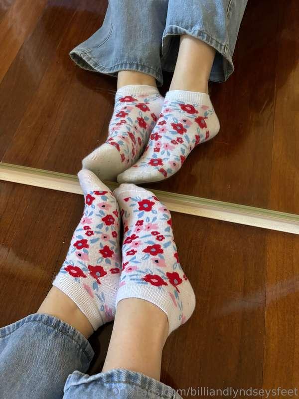 Socks on or socks off? 🧦