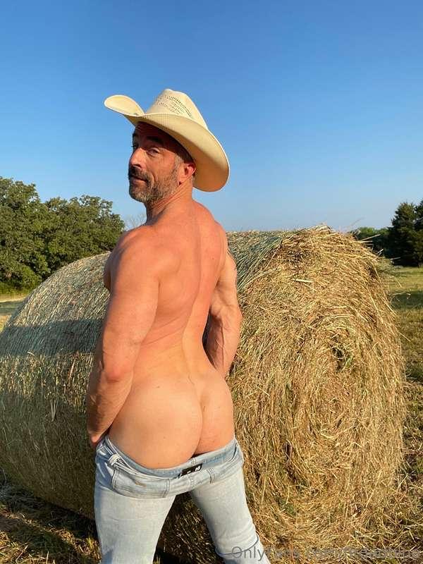 🤠 how y’all doing?